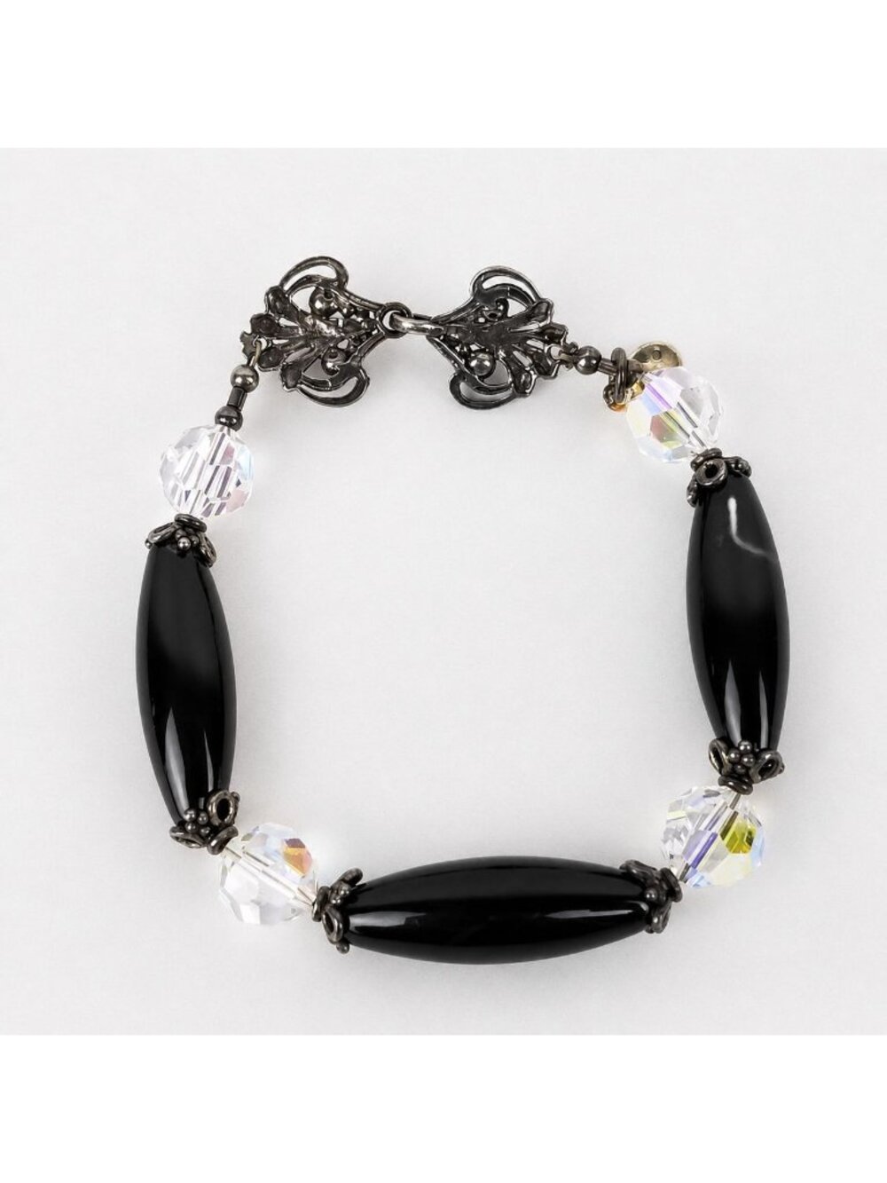 Unbranded Bracelet Black Beaded Iridescent Crystal Silver Tone 7.5 Inch